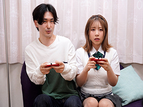 友達の妹が清純そうに見えてクソ生意気なメスガキだった！敬語で「ざこち●ぽですねぇ」と罵られて大人のプライドを打ち砕かれて逆レ搾精されまくった　沙月恵奈 サンプル動画サムネイル